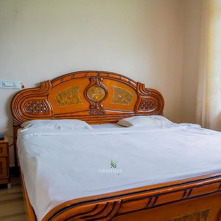 Vijaya Deepa Guest House By Lexstays กูนูร์ ภายนอก รูปภาพ