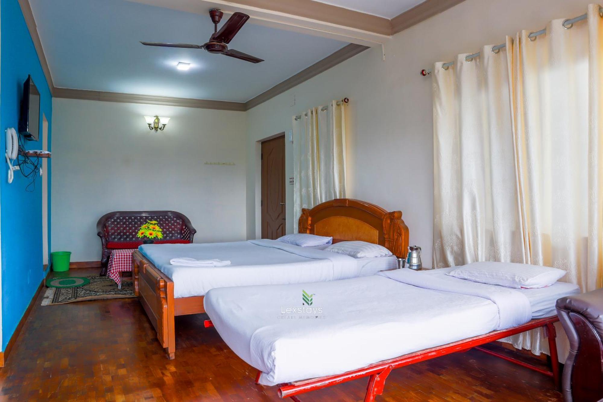 Vijaya Deepa Guest House By Lexstays กูนูร์ ภายนอก รูปภาพ