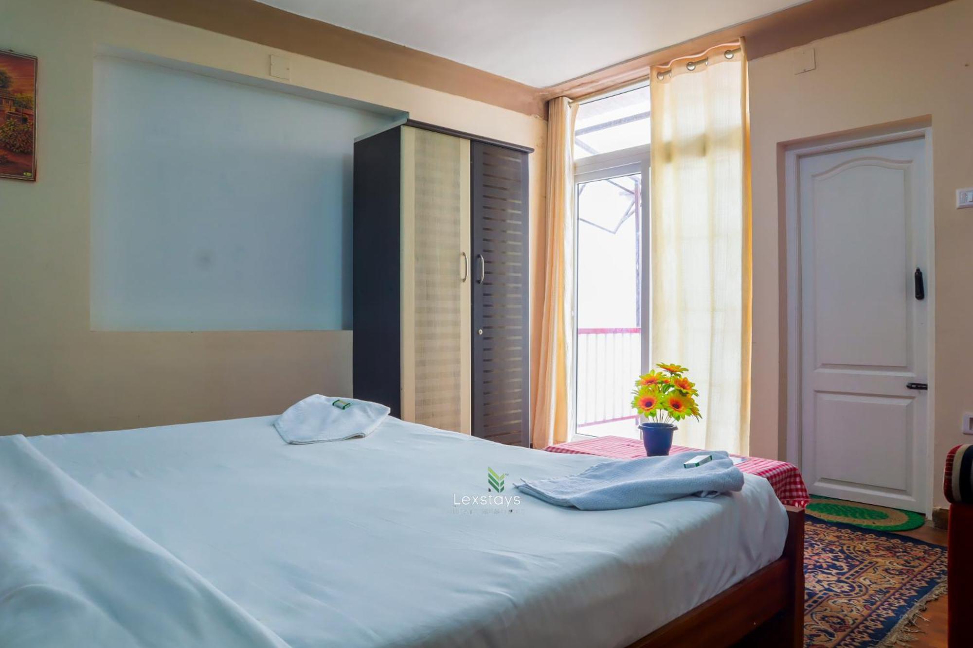 Vijaya Deepa Guest House By Lexstays กูนูร์ ภายนอก รูปภาพ