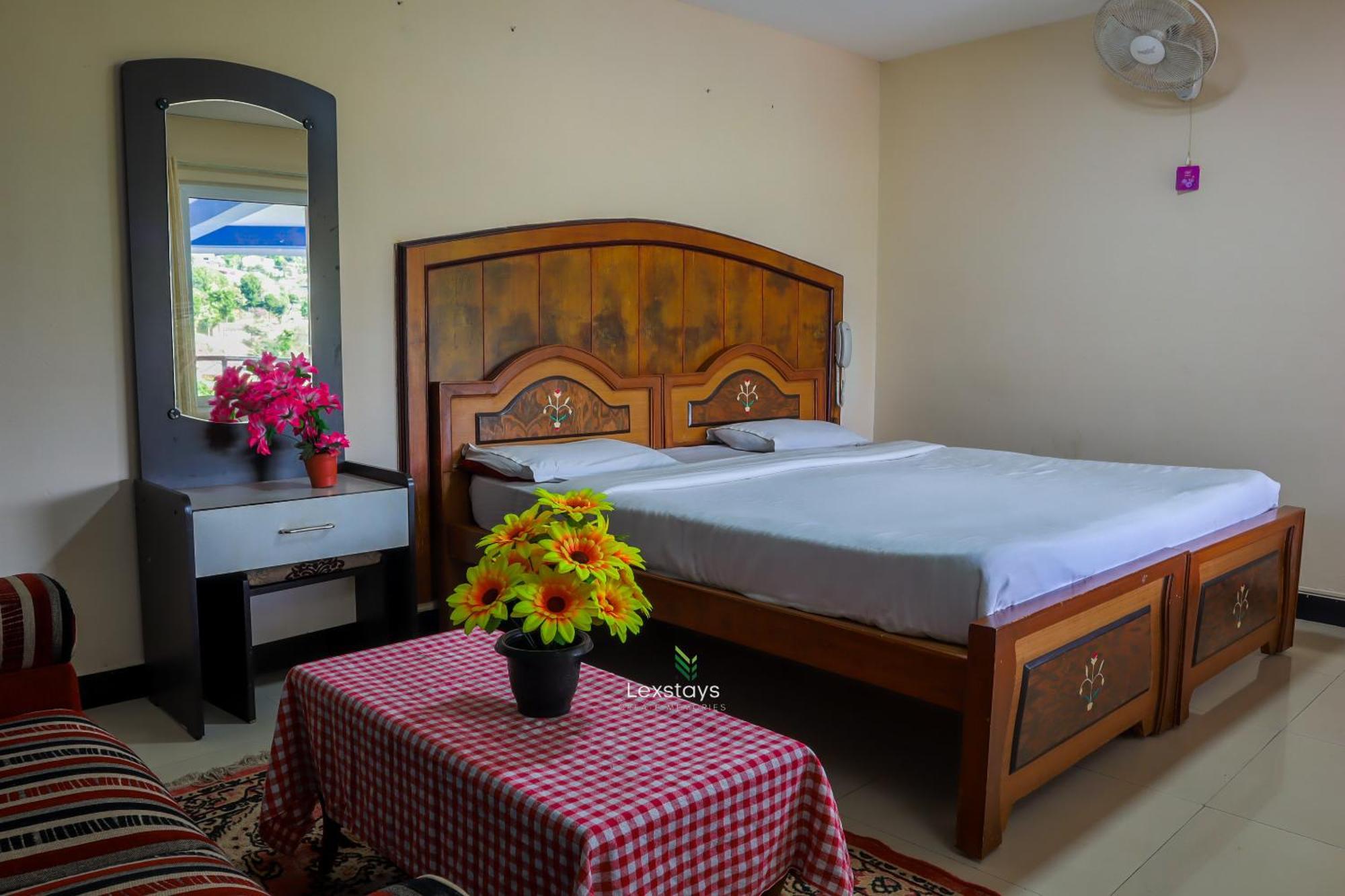 Vijaya Deepa Guest House By Lexstays กูนูร์ ภายนอก รูปภาพ